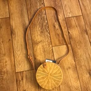 Universal thread purse